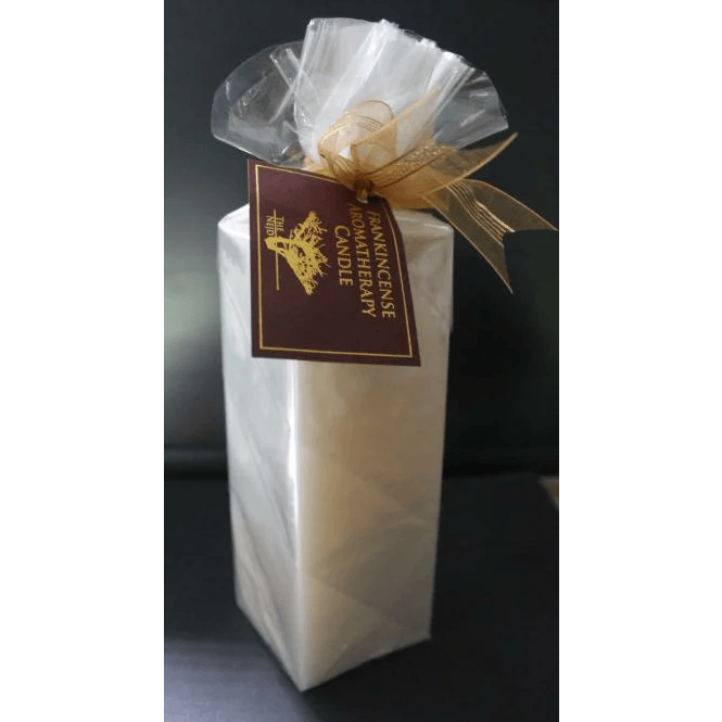 Kézműves, négyszögletes gyertya 6x6x15 cm, valódi ománi tömjénnel és illóolajával